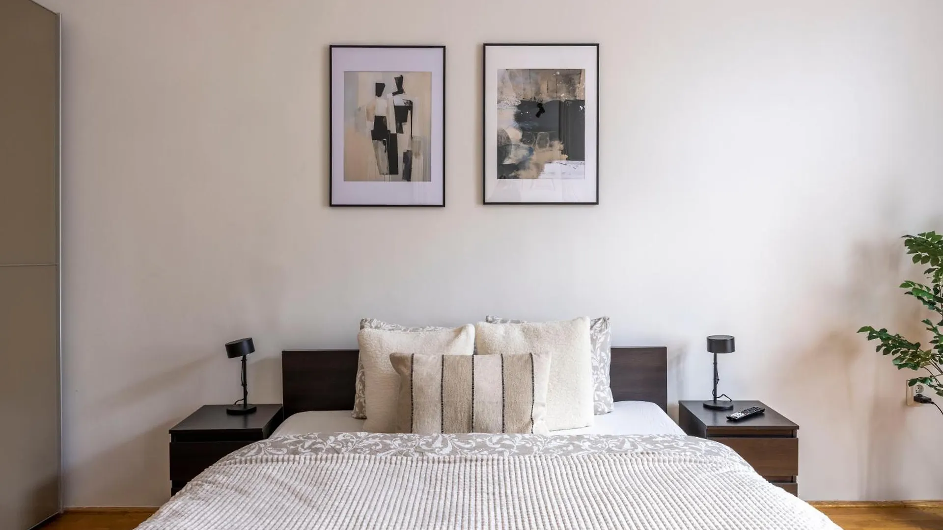 Stylish & Cozy City Center Apartment By Prestige Homes Budapest 0*,  Hungary