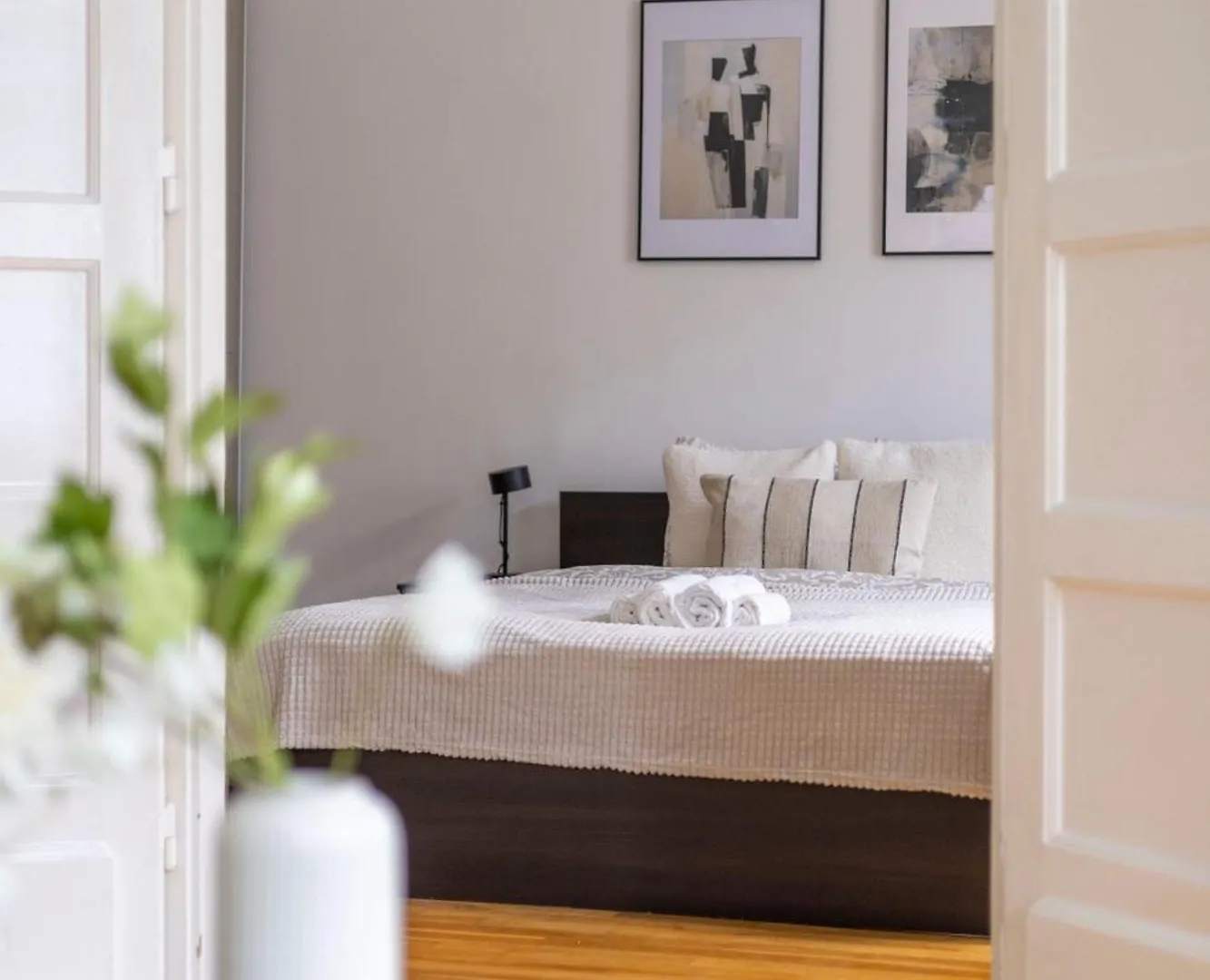 Stylish & Cozy City Center Apartment By Prestige Homes Budapest Hungary